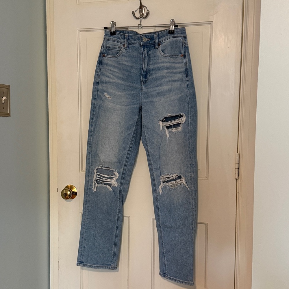 American Eagle Distressed Jeans